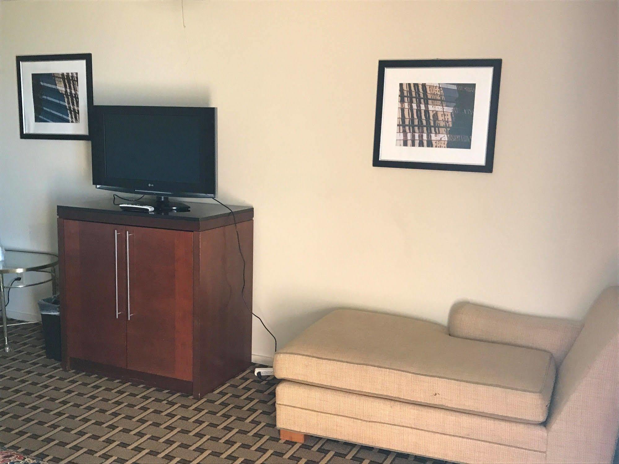 Newington Grantmoor Motor Lodge المظهر الخارجي الصورة